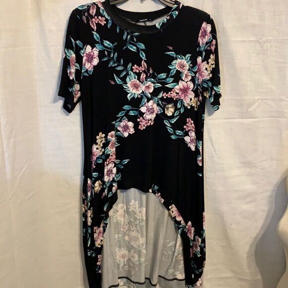 Annabelle size medium high-low black floral dress/tunic - Picture 1 of 5